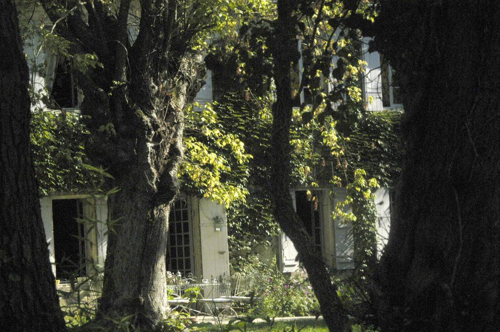 Chambre D'Hotes Le Moulin De Moulis Exterior foto
